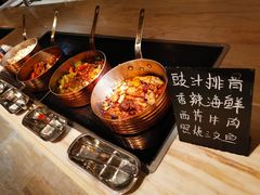 -万荟轩海鲜·粤式点心自助餐厅(蓝海风万怡酒店)