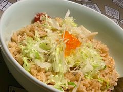 鲑鱼亲子炒饭-穹六人间 people 6(岳阳路店)