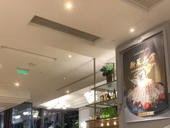 -港丽餐厅(高德置地店)