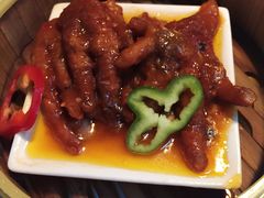 -新大咀港式茶餐厅(宝山万达店)