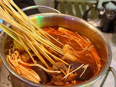 -夜火烤摊·东北烧烤酒场·老杨小黄鱼