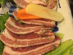 -炼火烤肉店