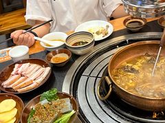 -阿山卓·野生菌火锅·纳西火塘烤肉