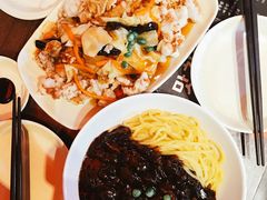 炸酱面-香港饭店0410(明洞店)