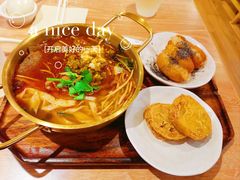 -小满手工粉(上海新世界城店)