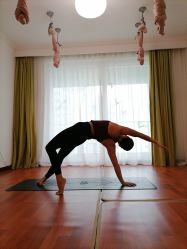 -Yvon yoga 瑜伽·精准体态管理中心