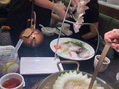 -得意咚瓜·顺德鱼生·冬瓜火锅(深圳首店)