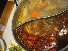 -乡土黄·鲜牛肉火锅·小龙虾(兴业街店)