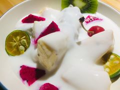 瑞士田园酸奶鲜果沙拉-清真·艾美可餐厅(大悦汇店)