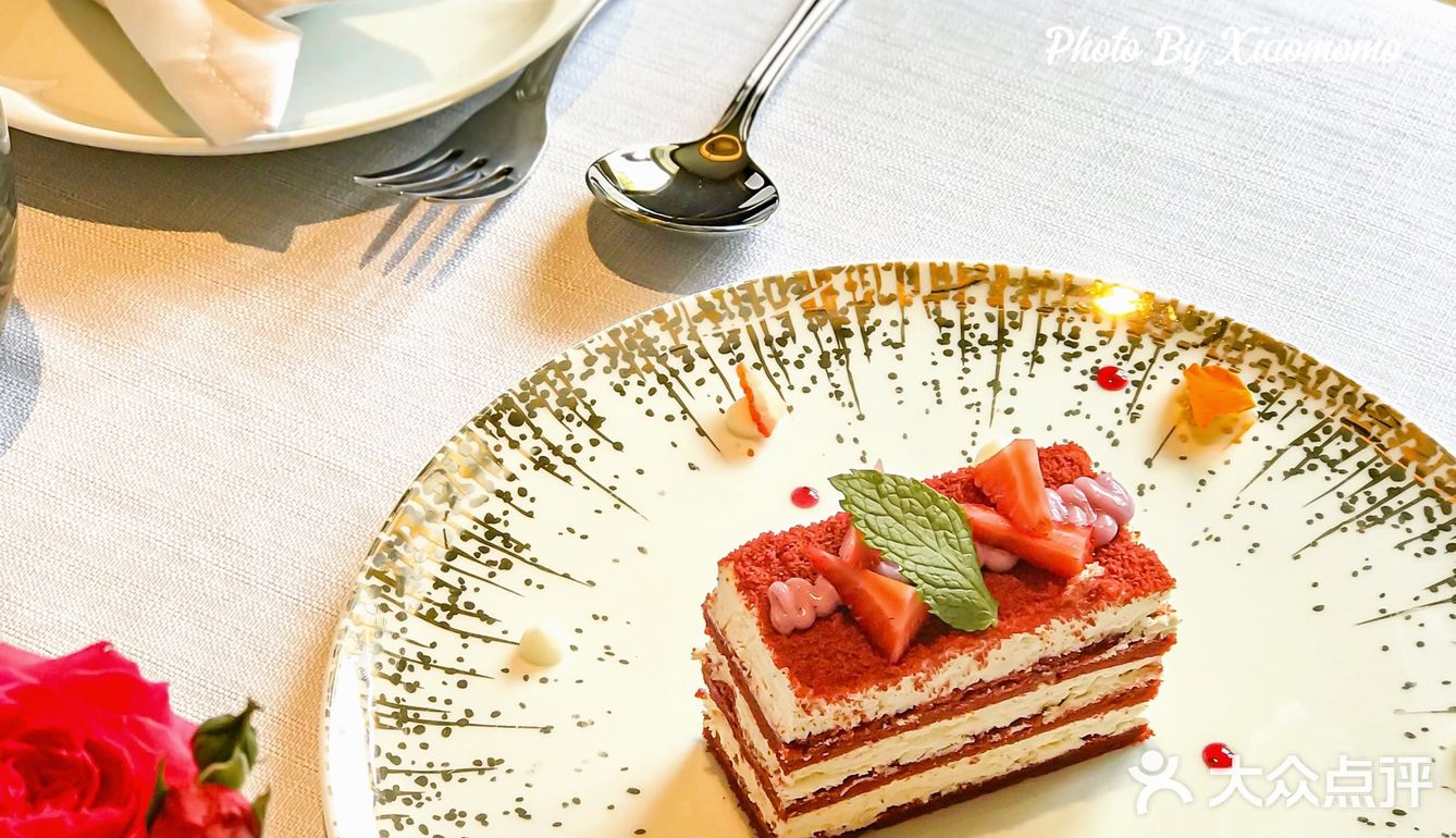 中央大街这家敲适合约会专研牛排🥩的餐厅真的绝