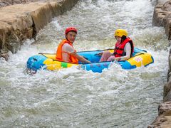 -虎啸峡漂流