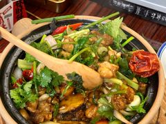 -沙胆彪炭炉牛杂煲(上海日月光广场店)