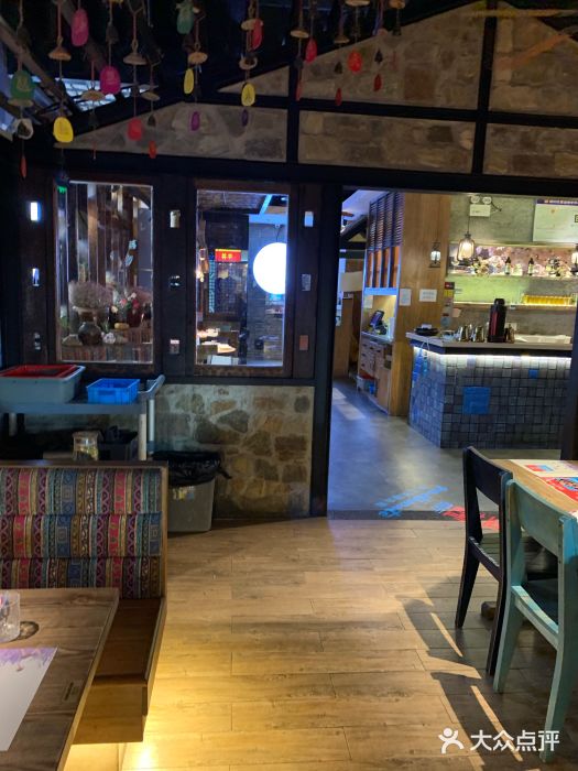 蜜桃餐厅·江浙融合菜(荟聚购物中心店)图片