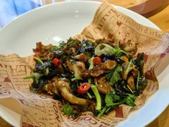 -头上红煨盐鸡·非遗院子餐厅
