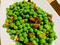牛肉豌豆粒-渝信川菜 · 川味家常菜(财富购物中心店)