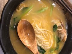 -十面欢腾·海鲜面·台式Bistro(长乐路店)