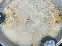 -老来福·非遗酸汤兔(凯旋路店)