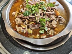 黑河坝乌鸡猪肚锅-黑河坝泡姜鸡贡椒鱼(贾旗路店)