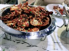 -凤凰路何眼镜香辣蟹(花果园店)