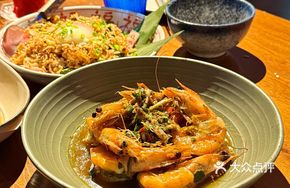 Stir-Fried Shrimp with Lemongrass and Garlic