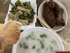 -吕记清真美食城(永兴服装街店)