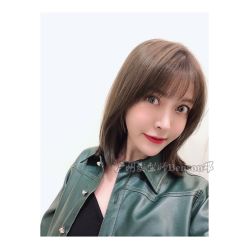 -HAIR CORNER
