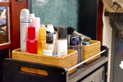 -AKOZO Beauty Salon