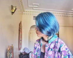 -SALON V