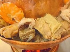 -鑫渔港海鲜本地菜·山海关浑锅(东戴河店)