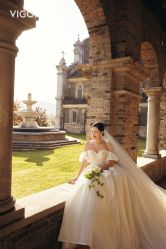 -雪中彩影婚纱摄影·微光艺术中心