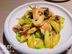 -前海沿·青岛菜(李沧万达店)