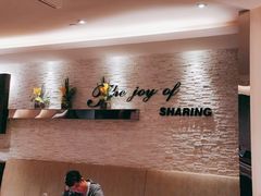 -必胜客(WOW中心城店)