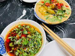 -楼外楼大刀肉传统火锅居(繁荣路店)
