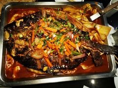-鸣记脆皮烤鱼·海鲜烤鱼(三八广场店)