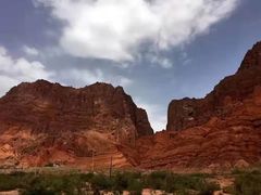 -天山神秘大峡谷