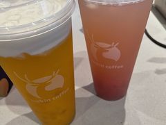 桃桃可尔必思-瑞幸咖啡(西铁营万达广场店)