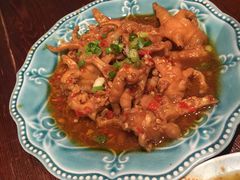 蒜香鸡脚-浩海火烧云傣家菜(京广店)