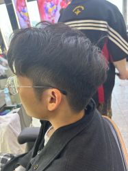 -藤野造型烫发染发