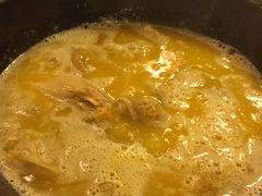 -鲜入围煮花胶鸡海鲜火锅