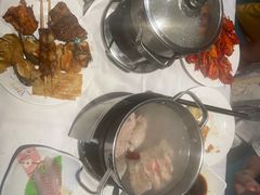 -领鲜活海鲜榴莲自助火锅(东门店)