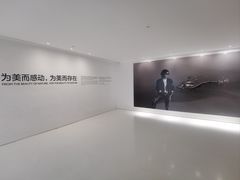 -罗红摄影艺术馆