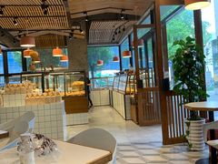 -Dough&Joe团憩(瑞虹天地月亮湾店)