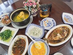 -小陆莲花蟹园农家乐(莲花岛店)