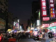 -六合夜市