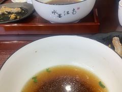 -百年老字号·观振兴蟹黄面·三虾面·苏式面(观前街富仁坊巷店)