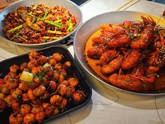 -巴厘龙虾·榜首油焖大虾(音乐学院·沿江酒馆店)