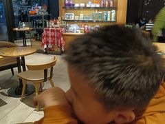 -星巴克臻选(莘庄仲盛店)