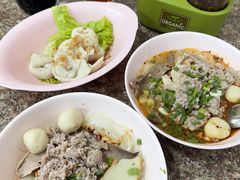 -榮泰米粉湯(Left Shop)