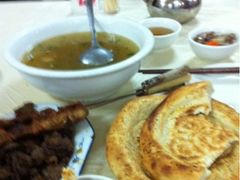 -维吾尔餐厅(宜山路店)