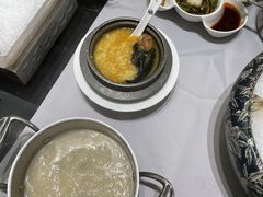 -红鼎豆捞·非遗鲍皇汤火锅(宝丰路店)